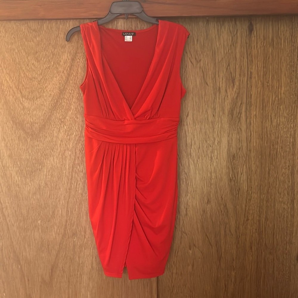 Cherry Red cocktail dress 💃🏼